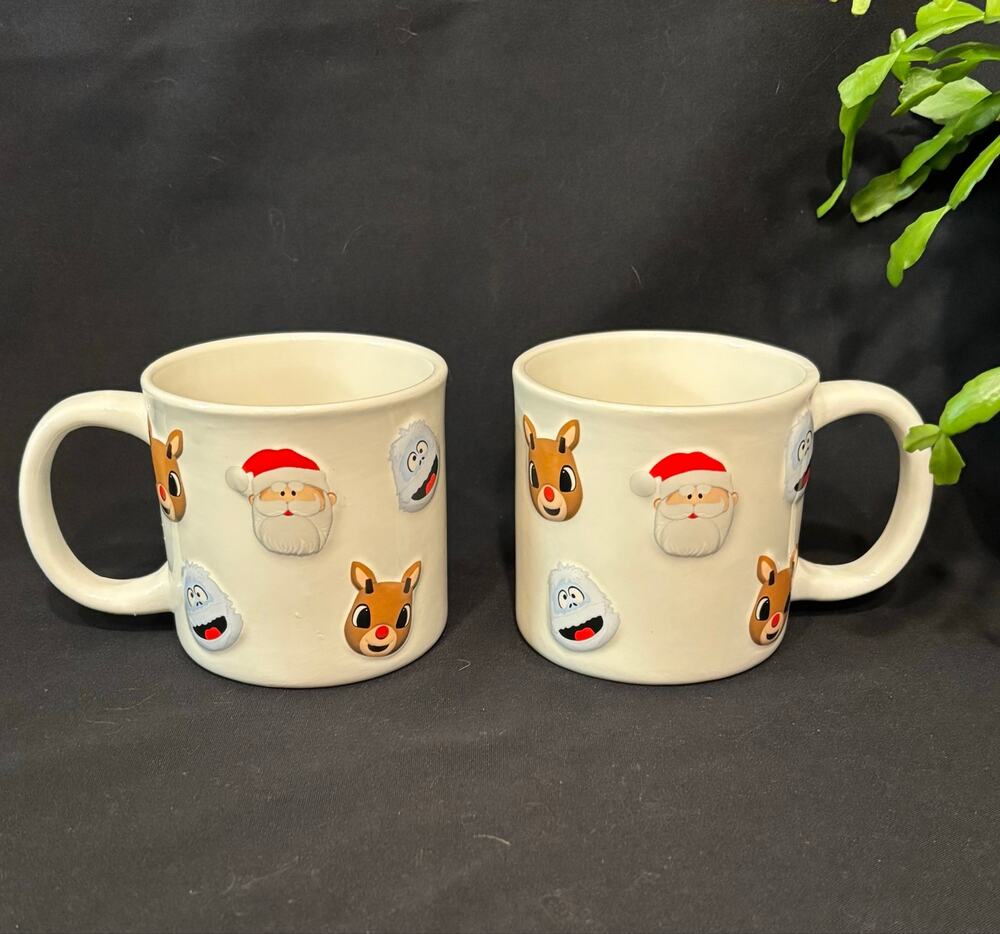 Rudolph the Red-Nosed Reindeer 3D Glass Mugs Cups Santa & Bumble, set of 2.